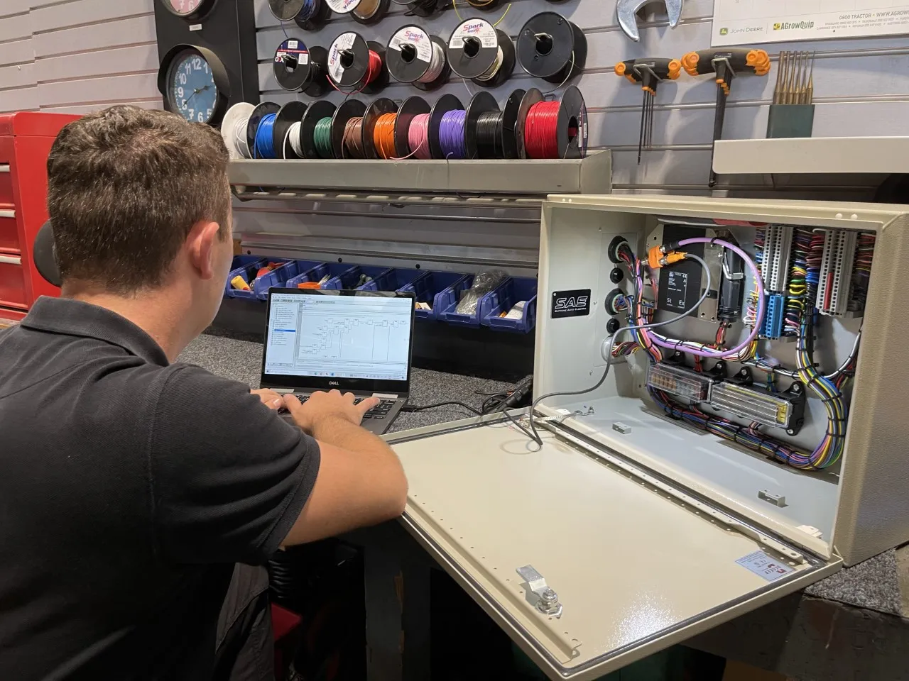 Software Programing – Supreme Auto Electrix